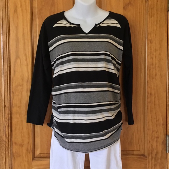 Oh Baby by Motherhood Tops - Maternity tee